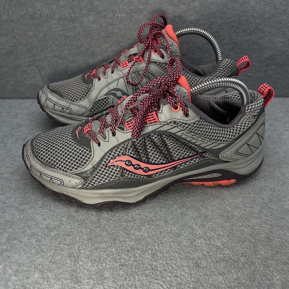 Saucany Excursion Tr9 Women's Size 8.5 Gray Red Trail Running Hiking Shoes